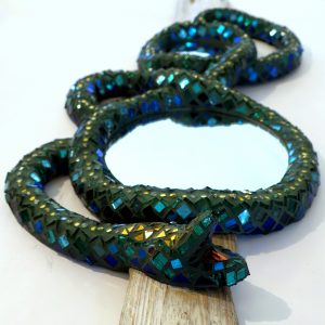 mosaik spejl med slange
