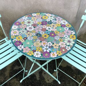 mosaikbord med blomster